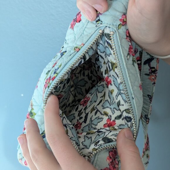 Blue with Red/Pink Flowers Vera Bradley Purse with Matching Wallet - Picture 3 of 8
